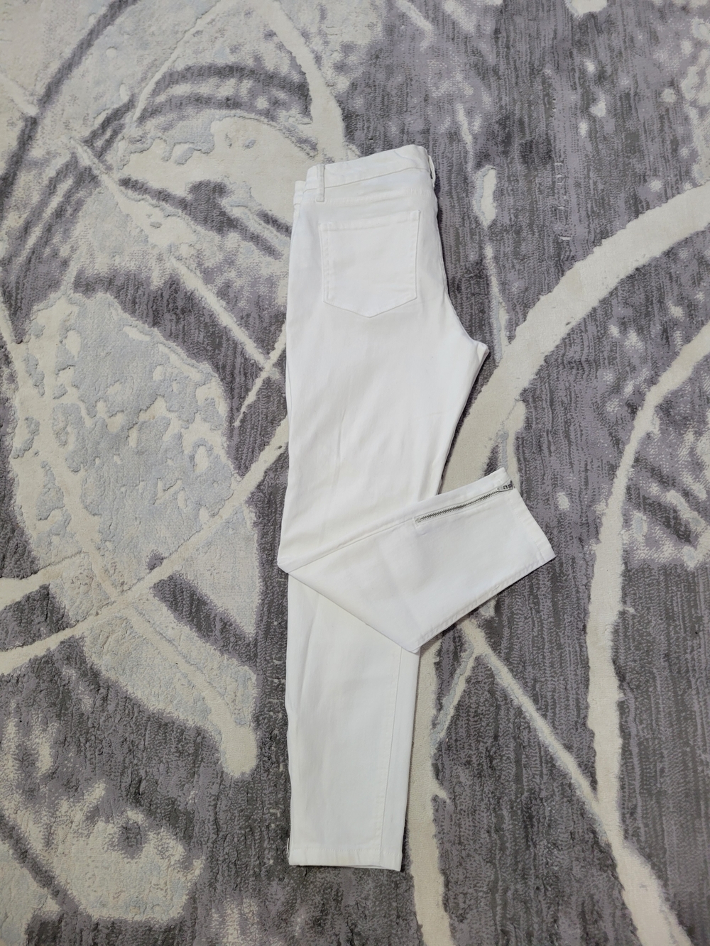 Joe Fresh White Skinny Jeans — Clean Slim Leg Size 29